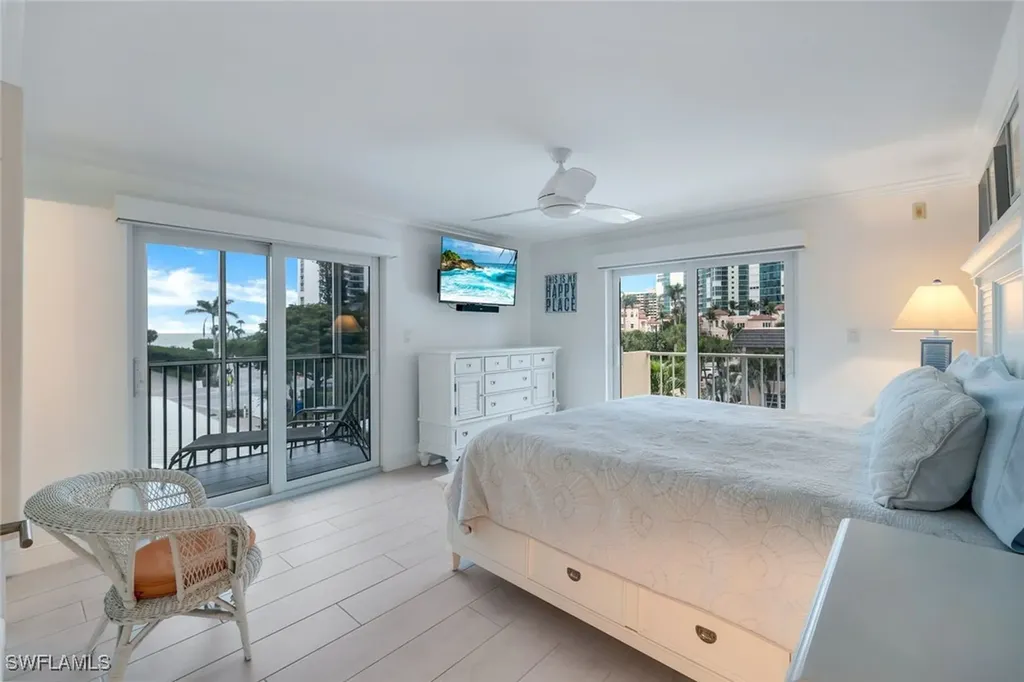 3450 Gulf Shore Boulevard N Naples FL 34103