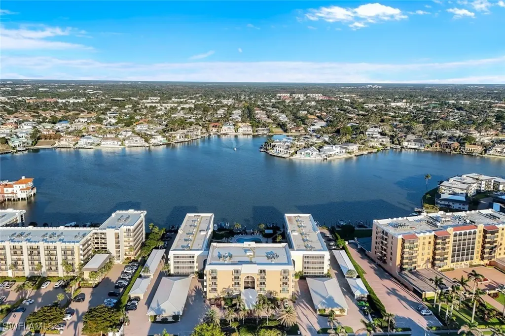 3450 Gulf Shore Boulevard N Naples FL 34103