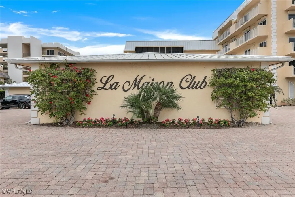 3450 Gulf Shore Boulevard N Naples FL 34103