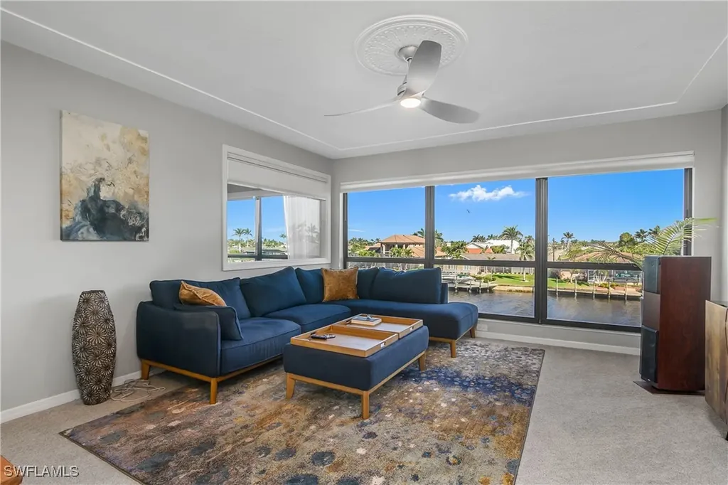 1903 SE 40th Terrace Cape Coral FL 33904