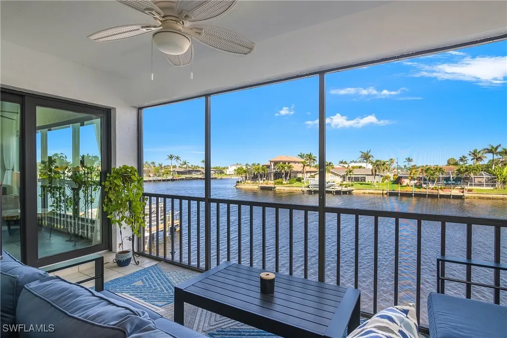 1903 SE 40th Terrace Cape Coral FL 33904