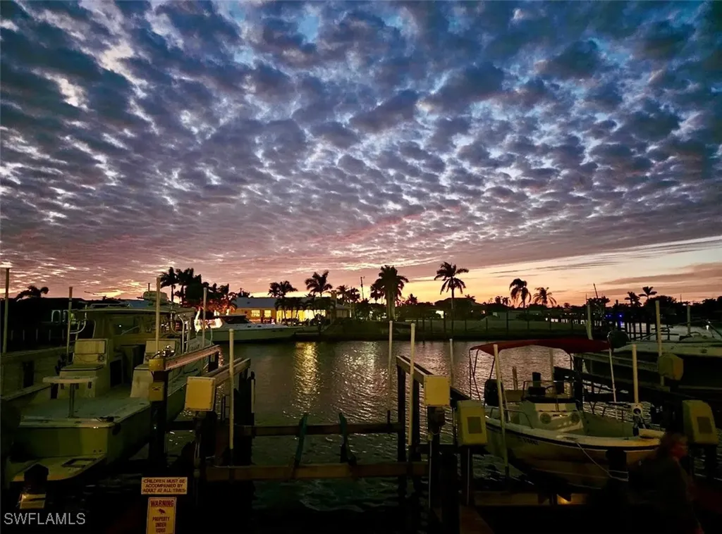 1903 SE 40th Terrace Cape Coral FL 33904