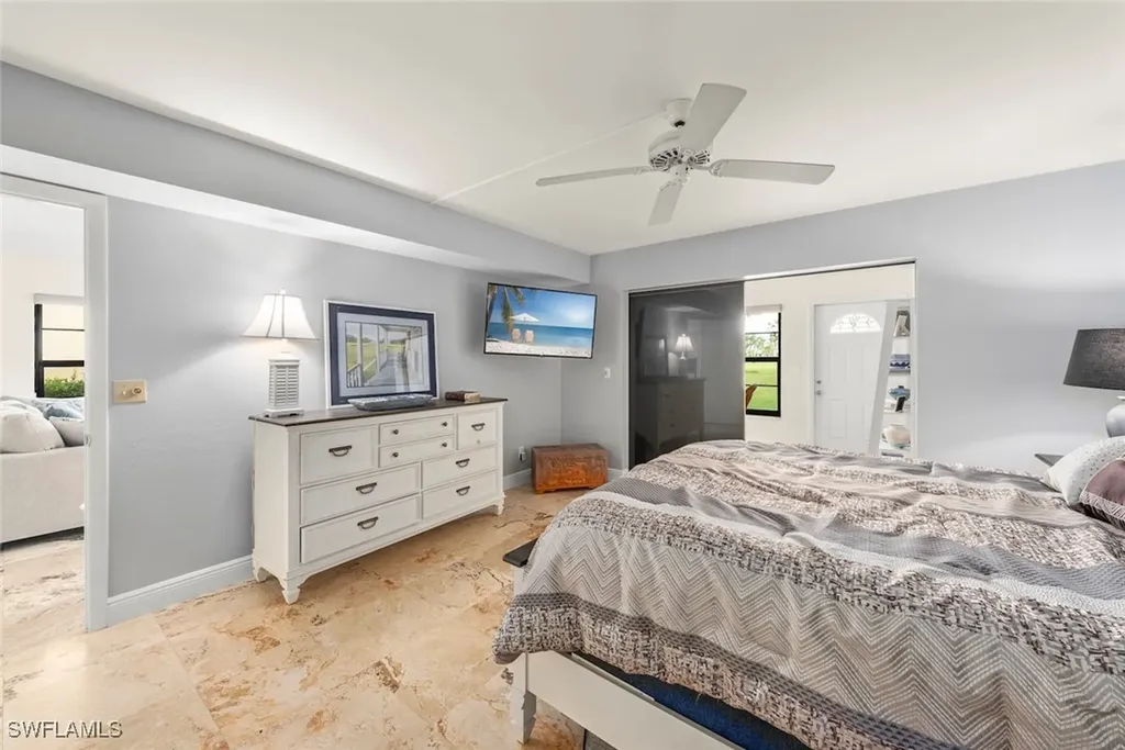 2137 SW Pine Lane Cape Coral FL 33991