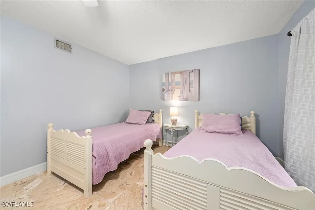 2137 SW Pine Lane Cape Coral FL 33991