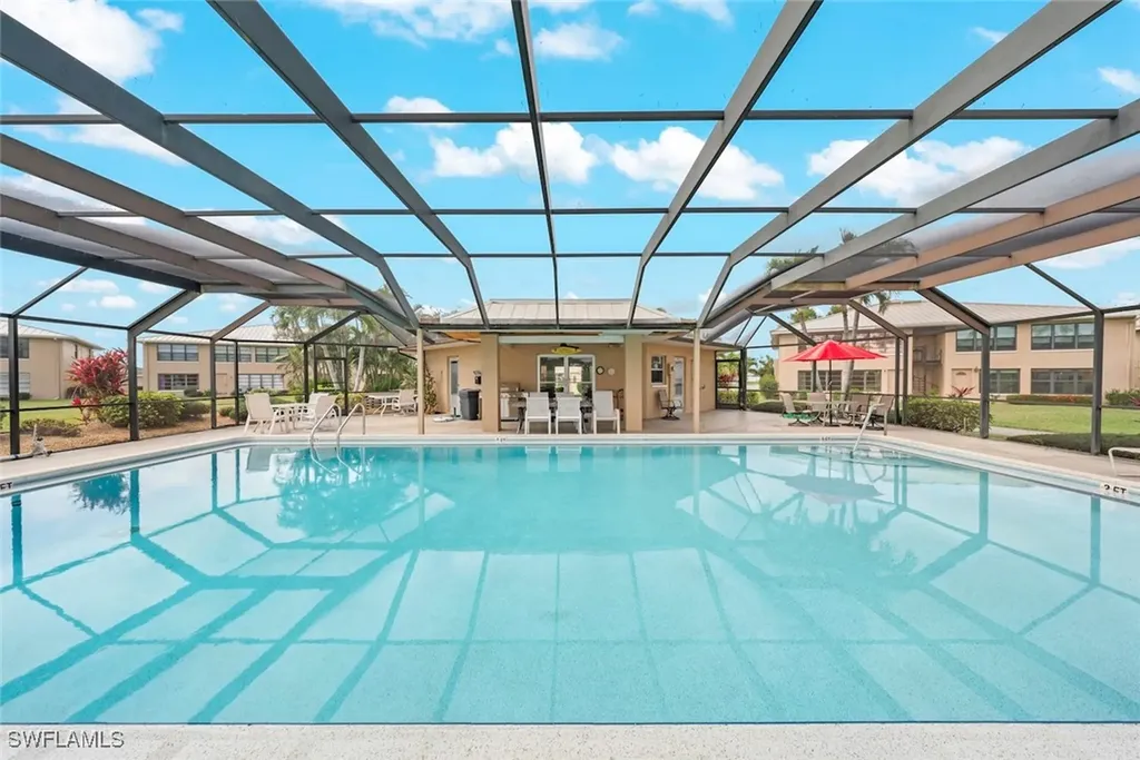 2137 SW Pine Lane Cape Coral FL 33991