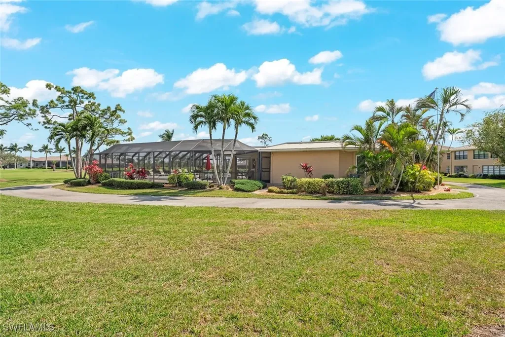 2137 SW Pine Lane Cape Coral FL 33991