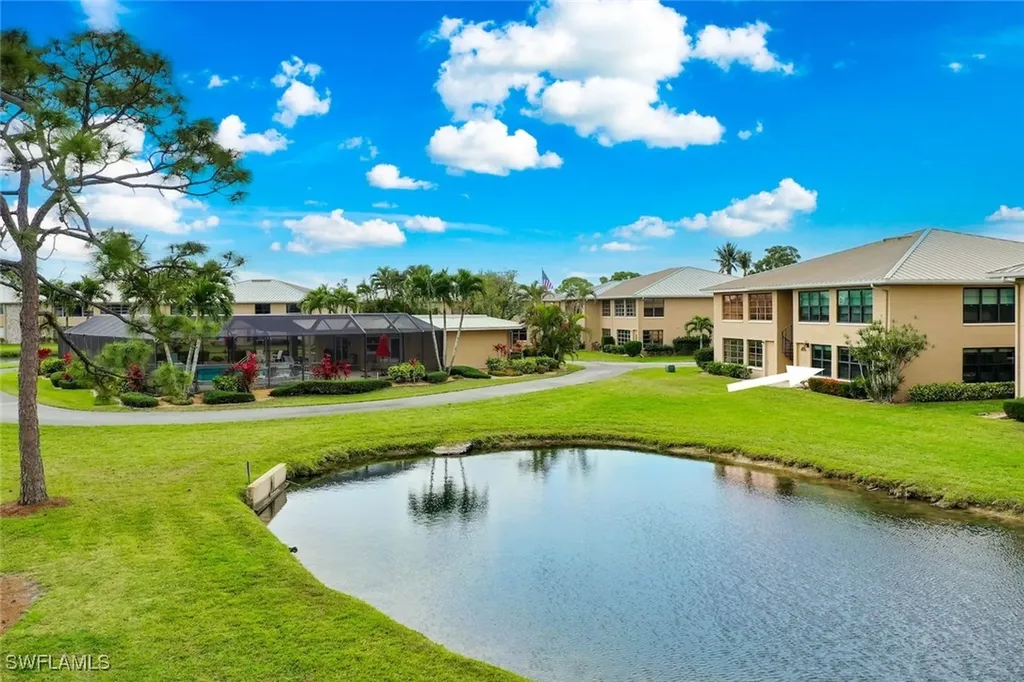 2137 SW Pine Lane Cape Coral FL 33991