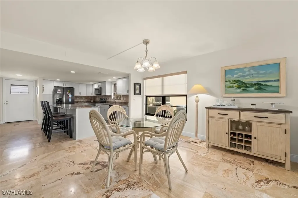2137 SW Pine Lane Cape Coral FL 33991