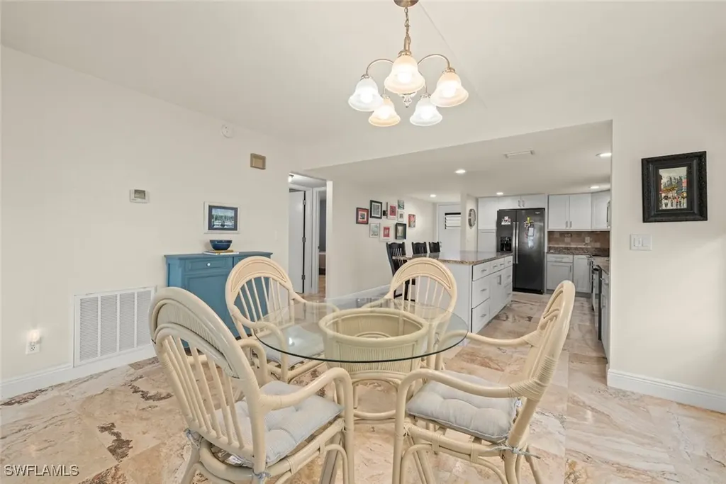 2137 SW Pine Lane Cape Coral FL 33991