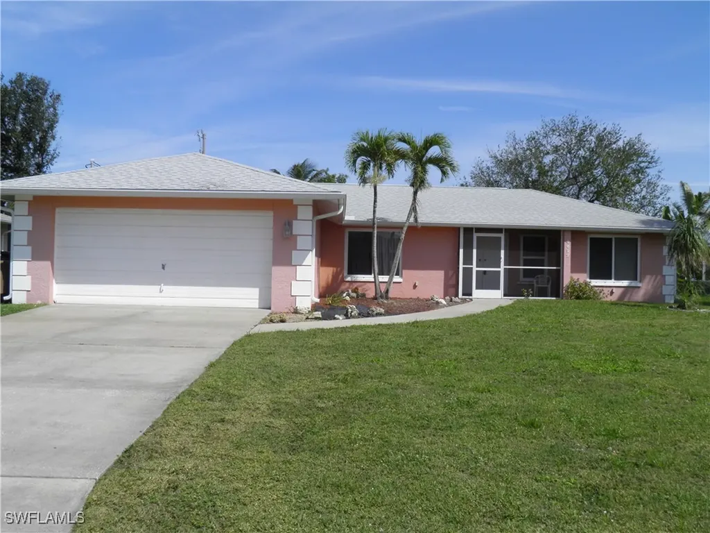 4427 SE 10th Place Cape Coral FL 33904