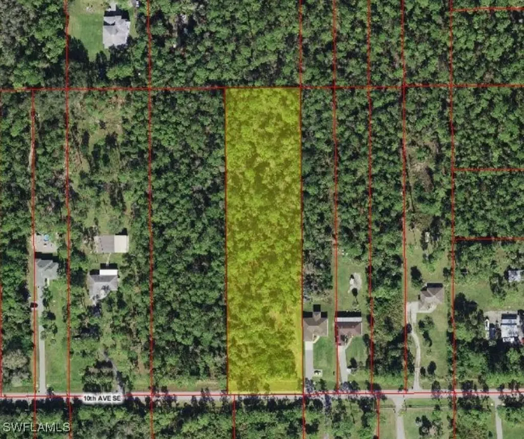 10TH Avenue SE Naples FL 34117