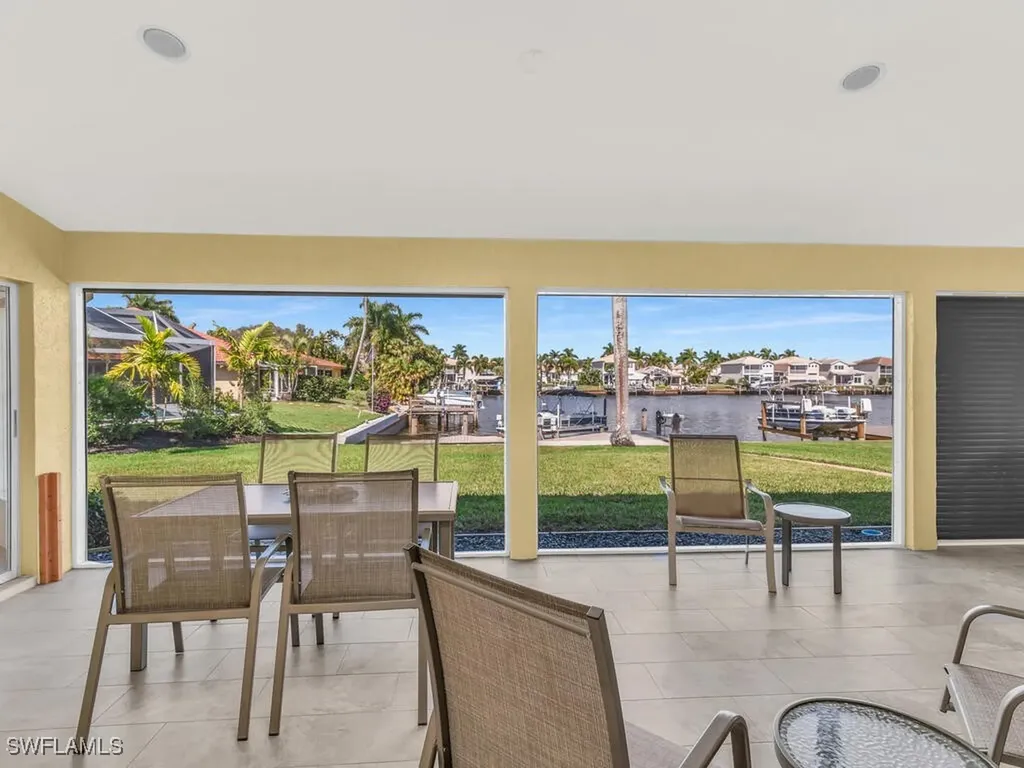 111 Morning Star Cay Naples FL 34114