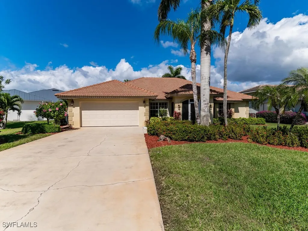111 Morning Star Cay Naples FL 34114