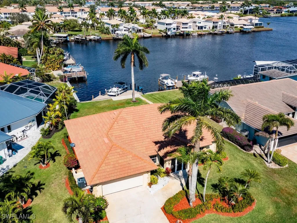 111 Morning Star Cay Naples FL 34114