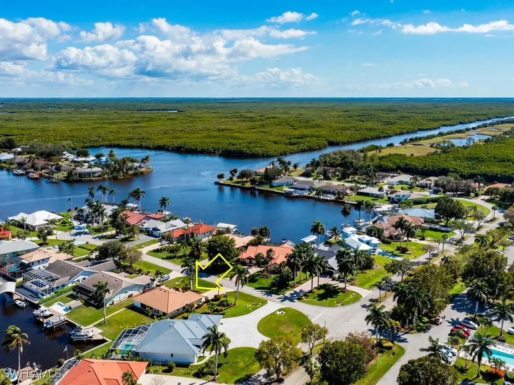 111 Morning Star Cay Naples FL 34114