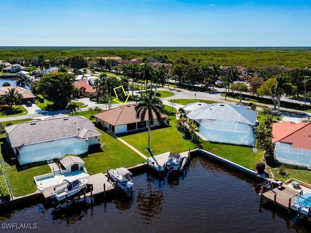 111 Morning Star Cay Naples FL 34114