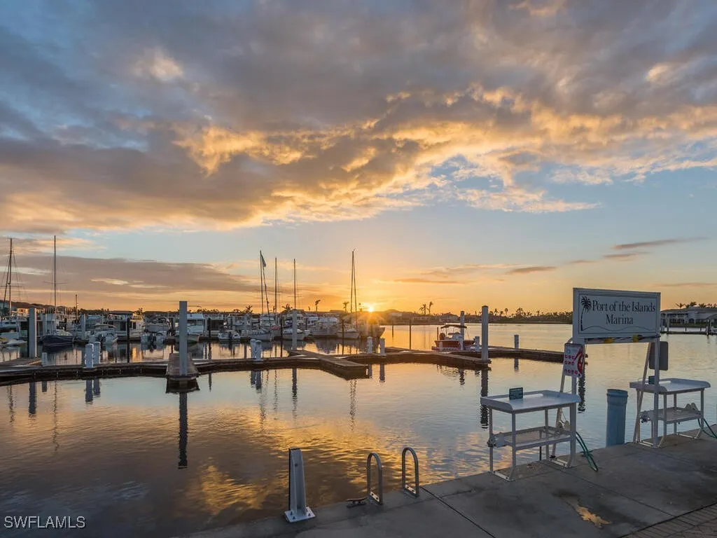 111 Morning Star Cay Naples FL 34114
