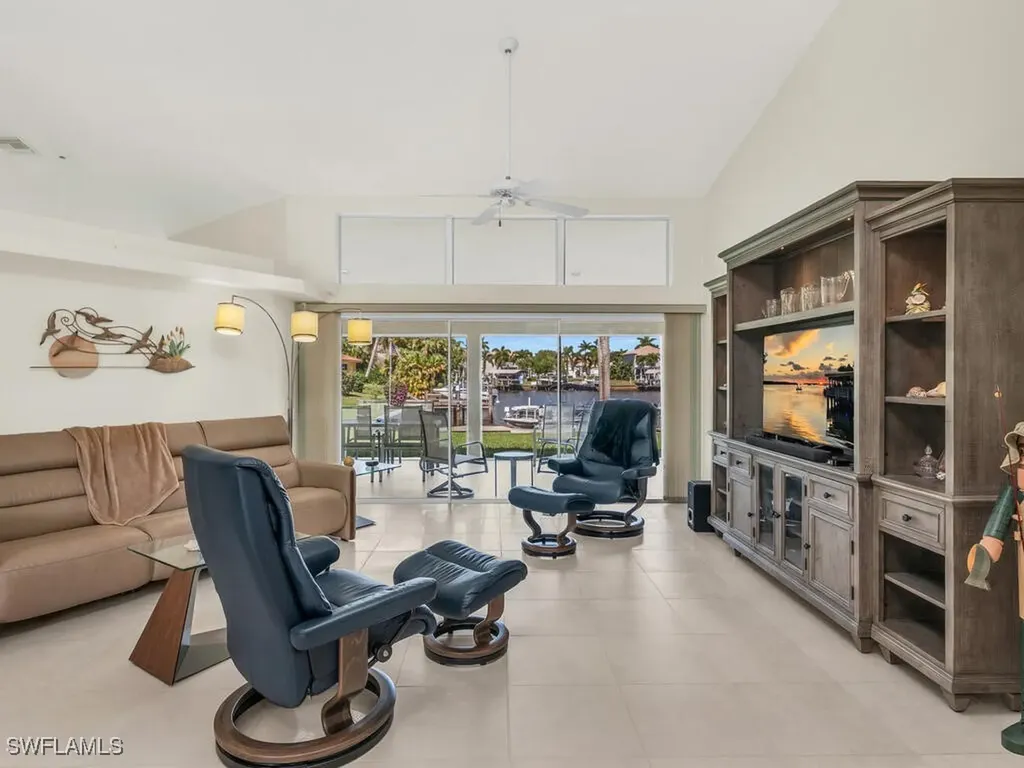 111 Morning Star Cay Naples FL 34114