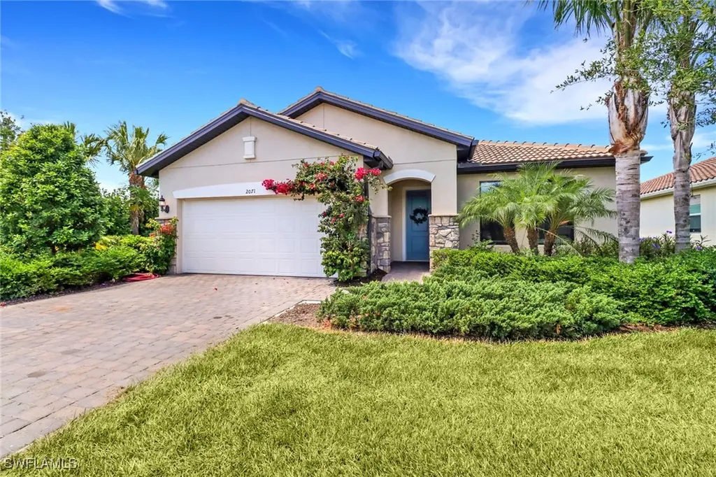 2071 Parson Street Naples FL 34120