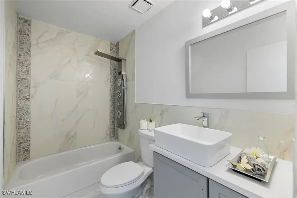 1212 SE 6th Terrace Cape Coral FL 33990