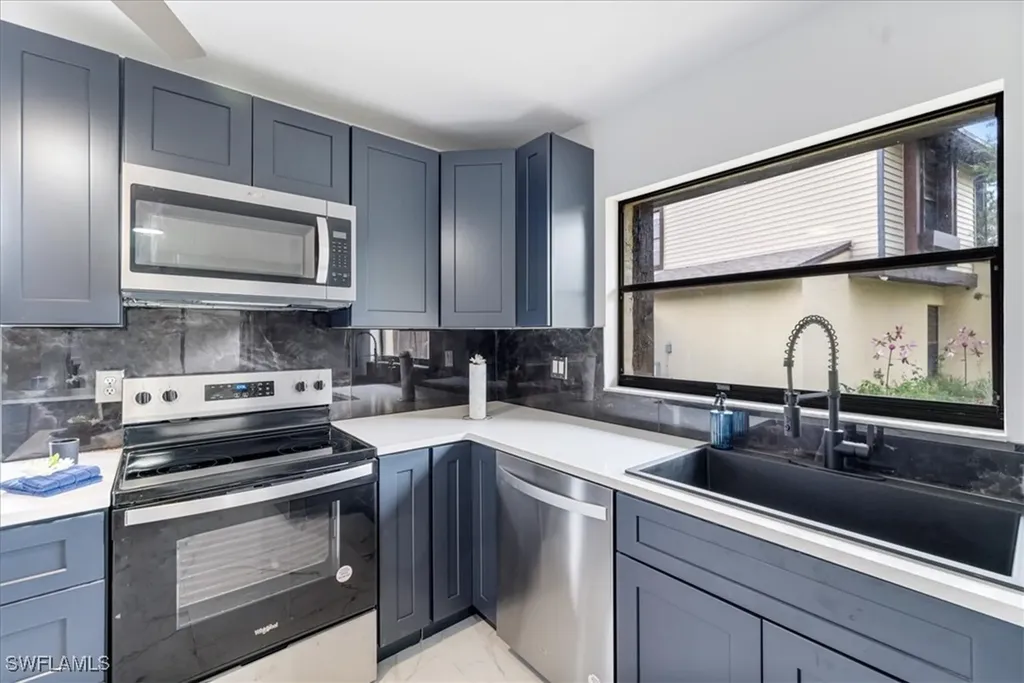 1212 SE 6th Terrace Cape Coral FL 33990