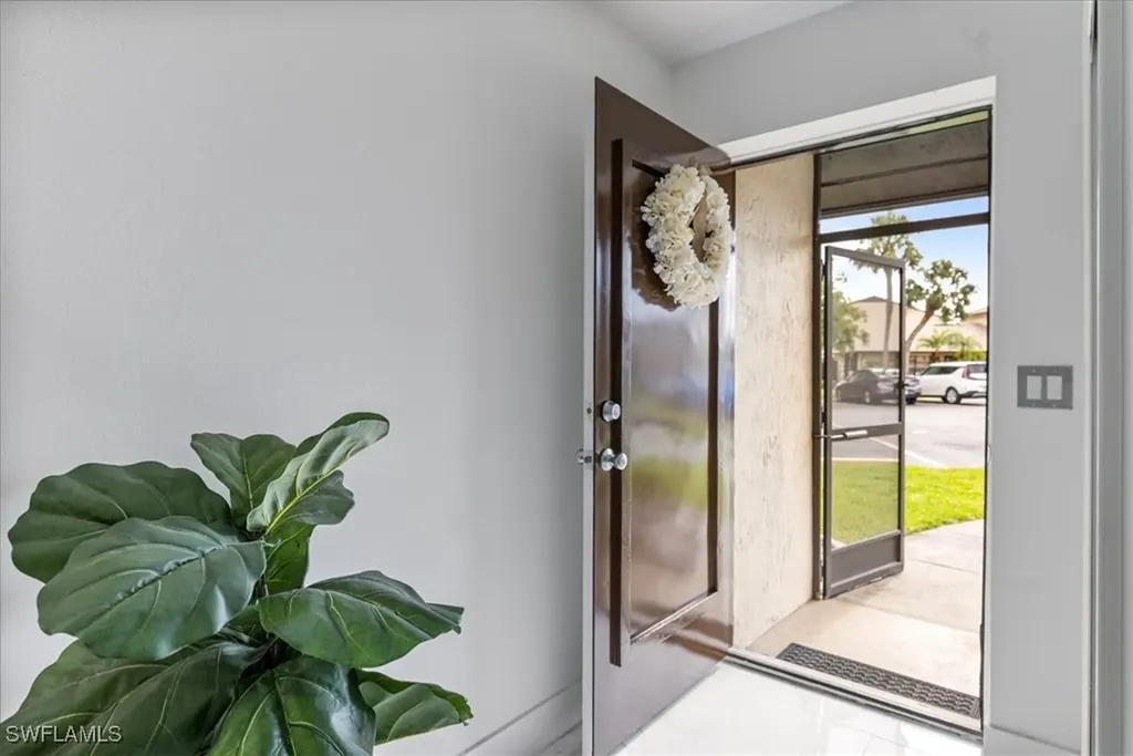 1212 SE 6th Terrace Cape Coral FL 33990