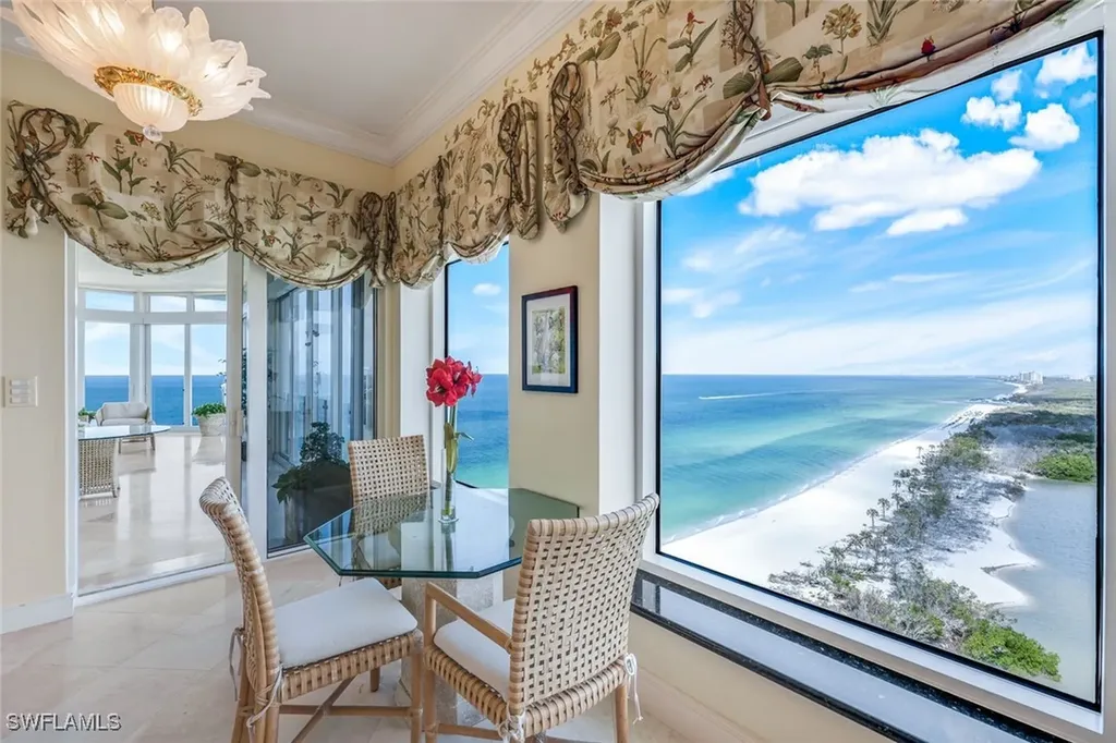 10 Seagate Drive Naples FL 34103