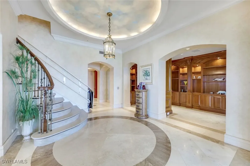 10 Seagate Drive Naples FL 34103