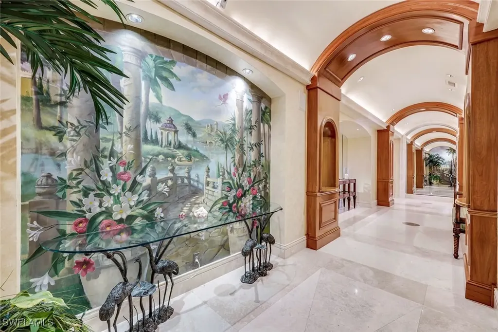 10 Seagate Drive Naples FL 34103