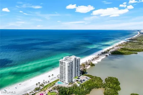 10 Seagate Drive Naples FL 34103