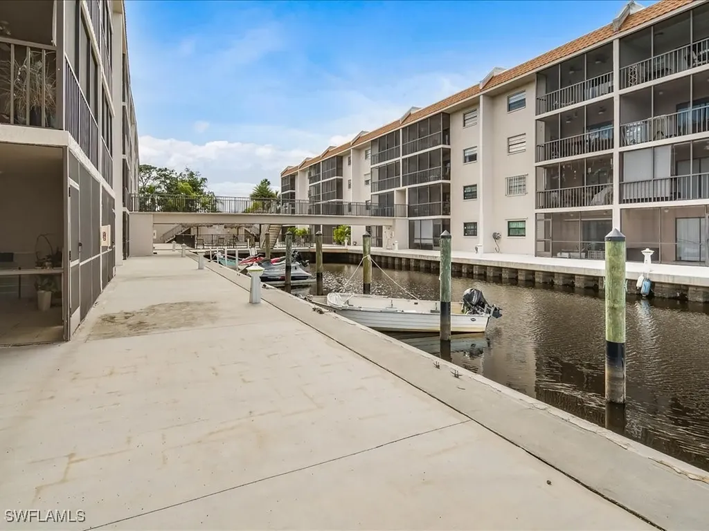 9395 Pennsylvania Avenue Bonita Springs FL 34135