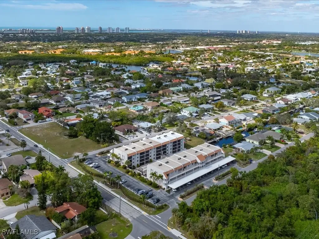 9395 Pennsylvania Avenue Bonita Springs FL 34135