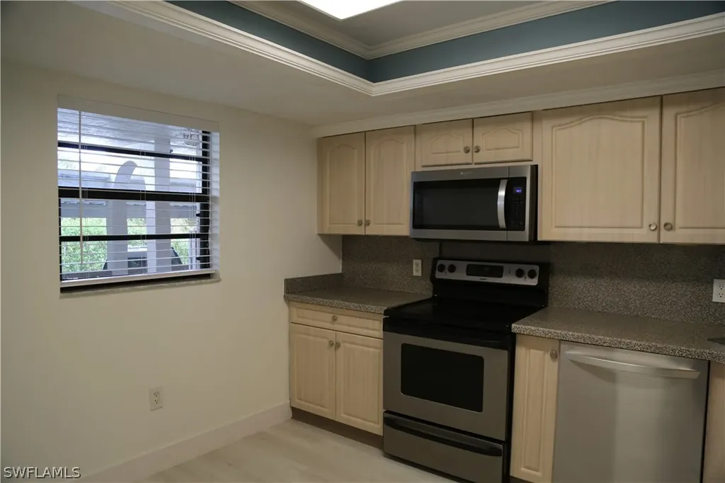 9395 Pennsylvania Avenue Bonita Springs FL 34135