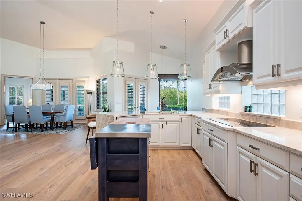 3296 Lookout Lane Naples FL 34112