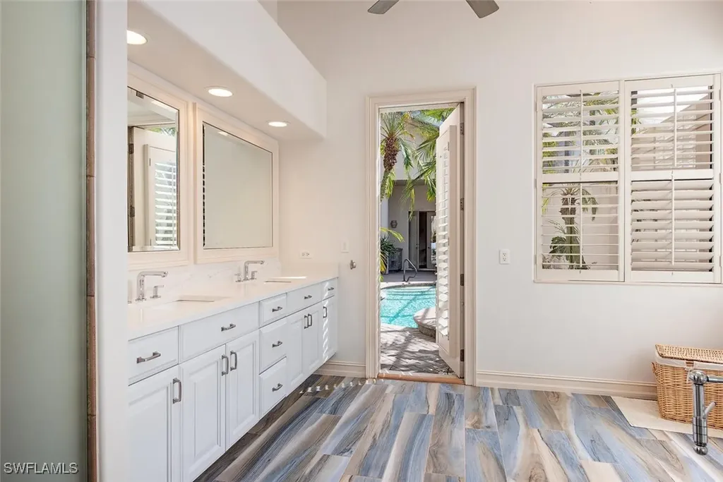 3296 Lookout Lane Naples FL 34112