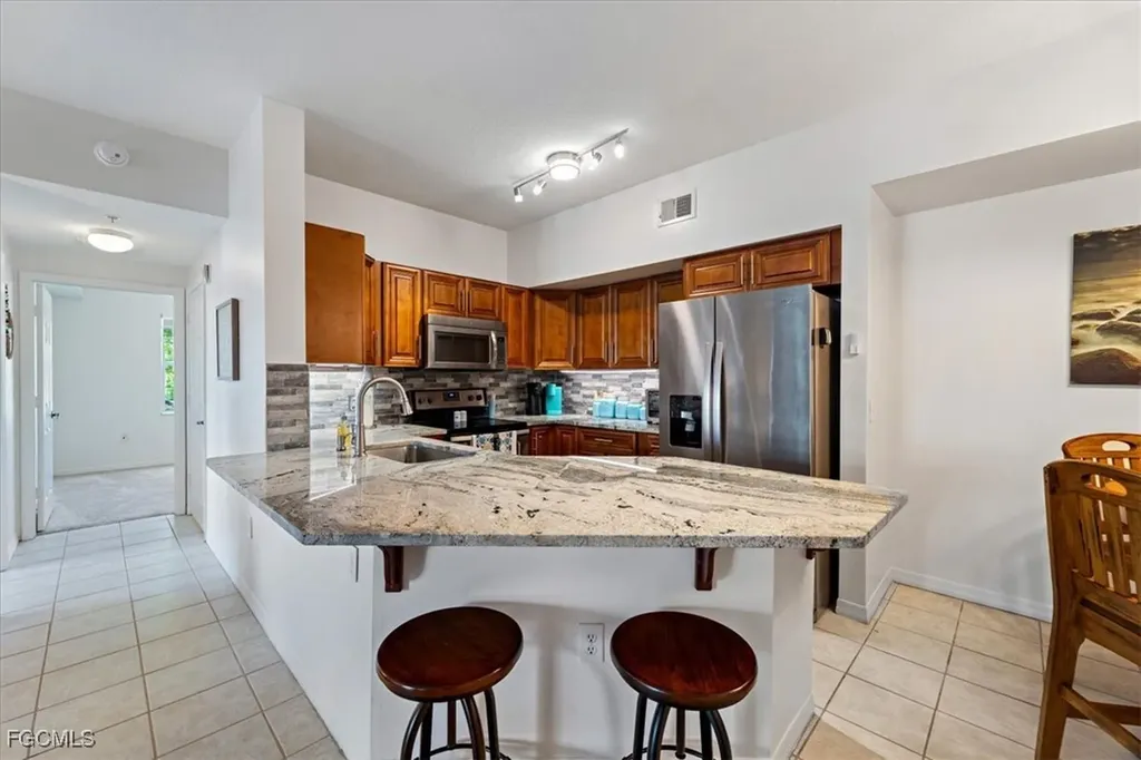 11400 Ocean Walk Circle Fort Myers FL 33908