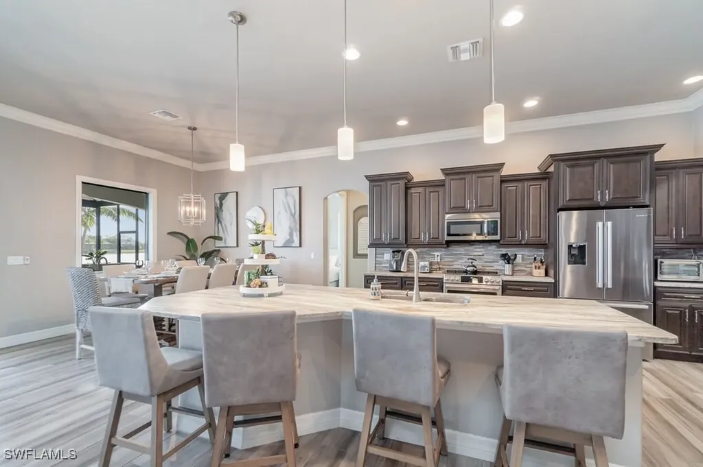 1109 SW 6th Avenue Cape Coral FL 33991