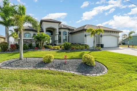 1109 SW 6th Avenue Cape Coral FL 33991