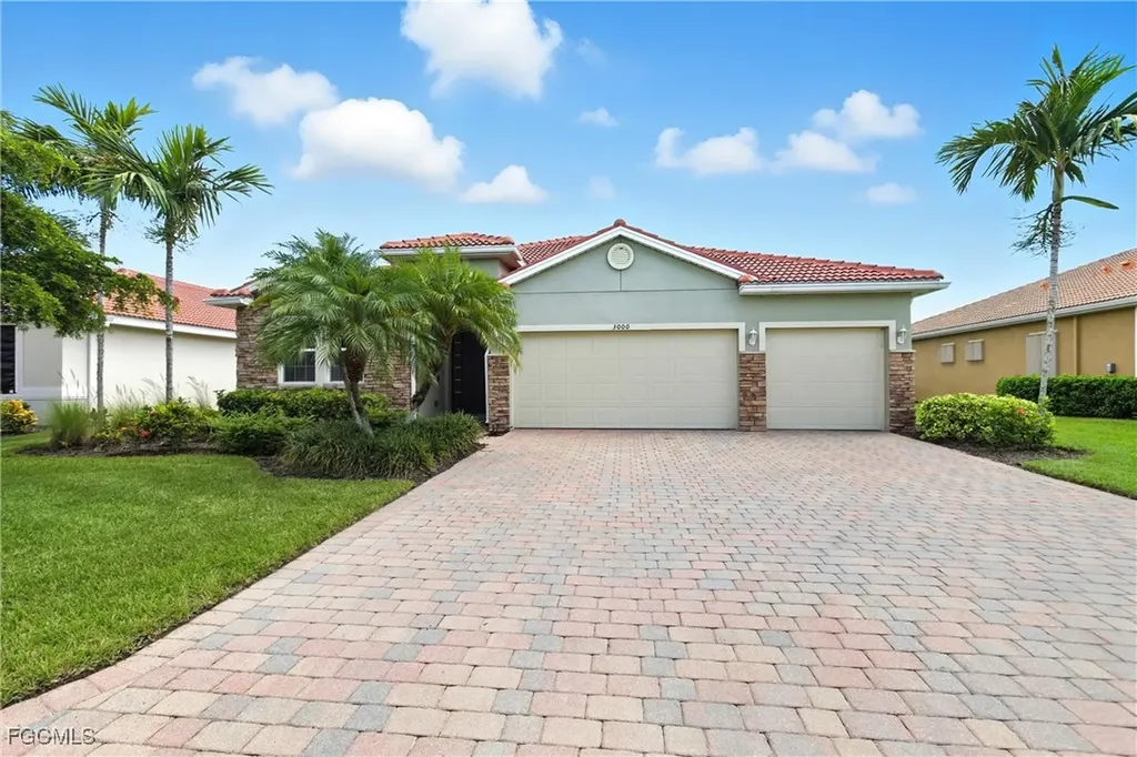3000 Sunset Pointe Circle Cape Coral FL 33914