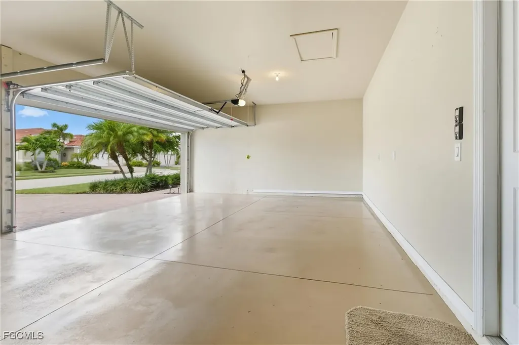 3000 Sunset Pointe Circle Cape Coral FL 33914