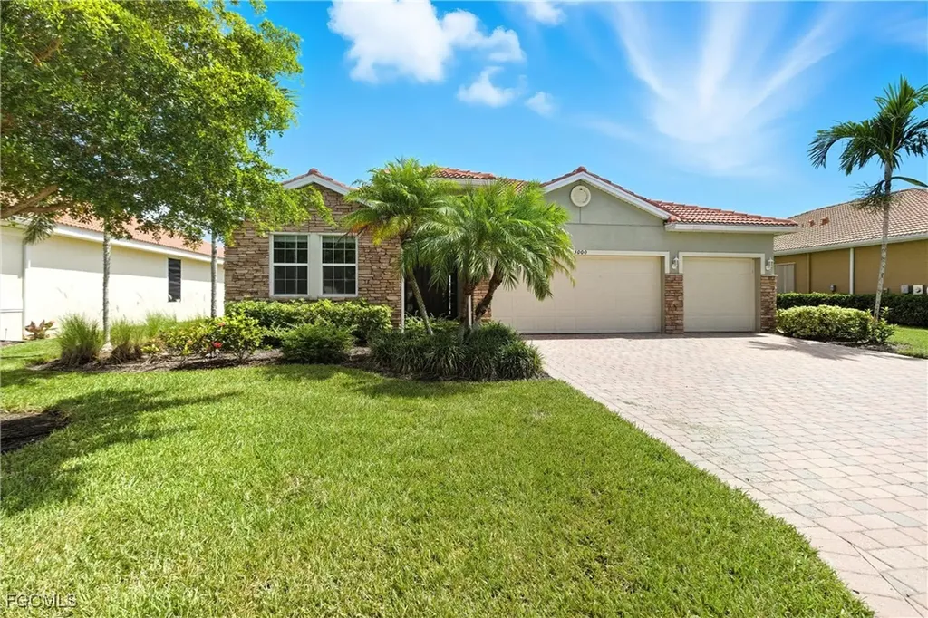 3000 Sunset Pointe Circle Cape Coral FL 33914