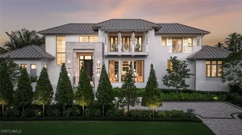 2075 Gordon Drive E Naples FL 34102