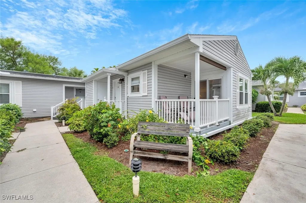 7008 Constitution Boulevard Fort Myers FL 33967