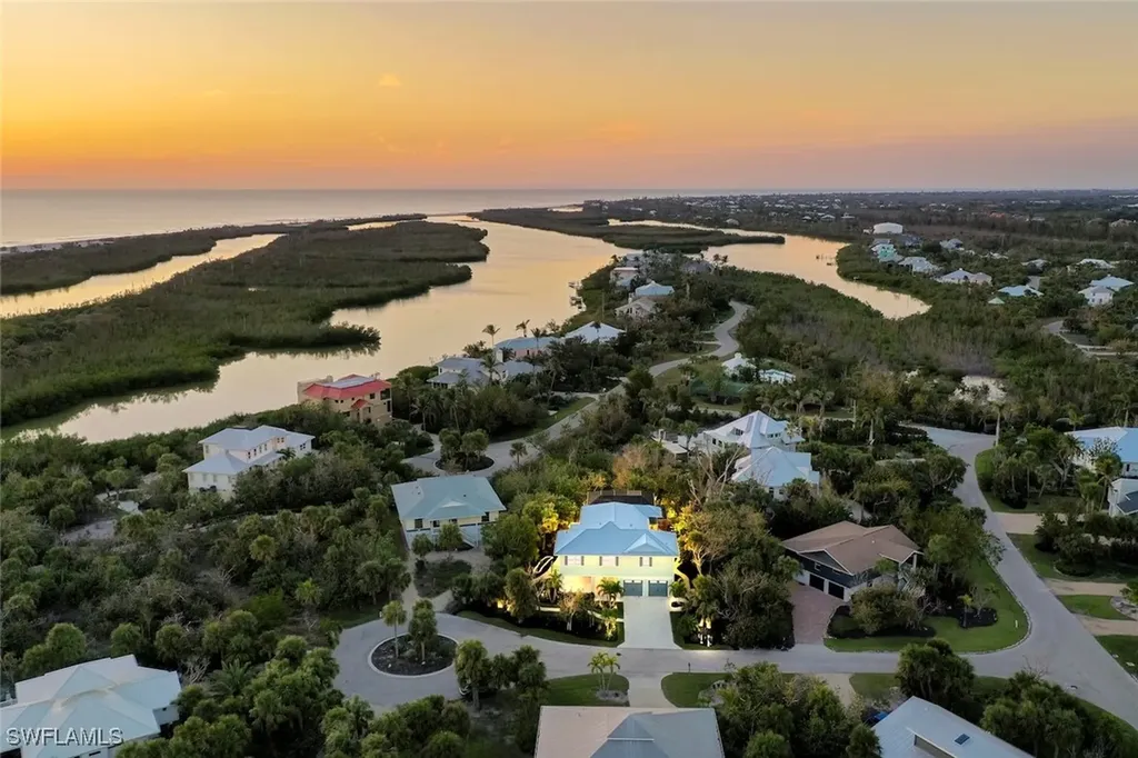 1817 Long Point Lane Sanibel FL 33957
