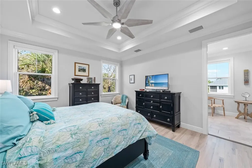 1817 Long Point Lane Sanibel FL 33957