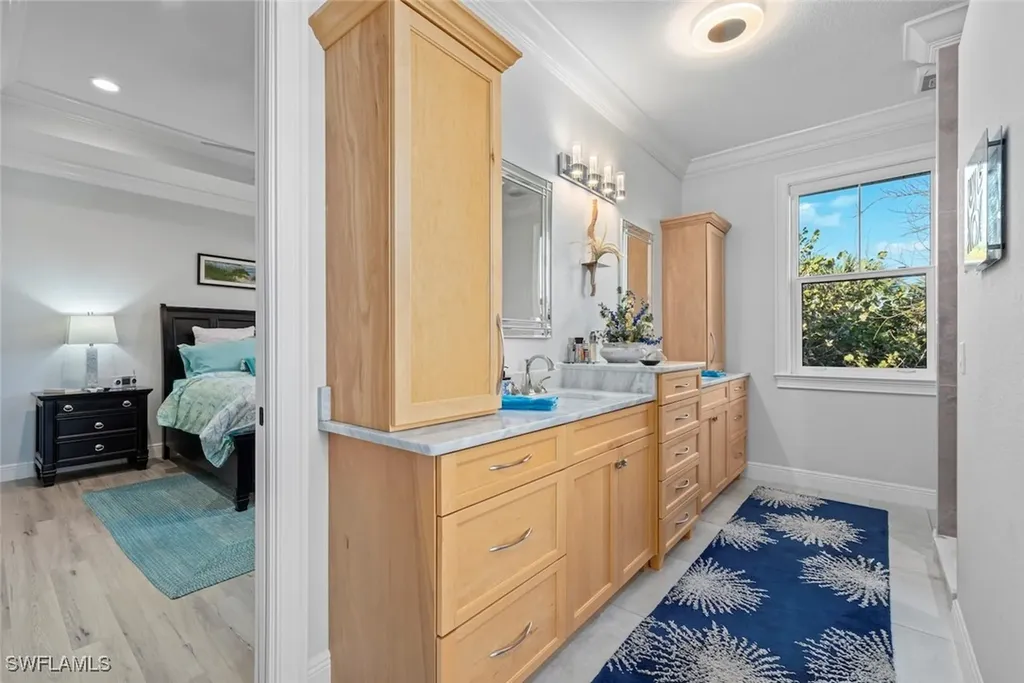 1817 Long Point Lane Sanibel FL 33957
