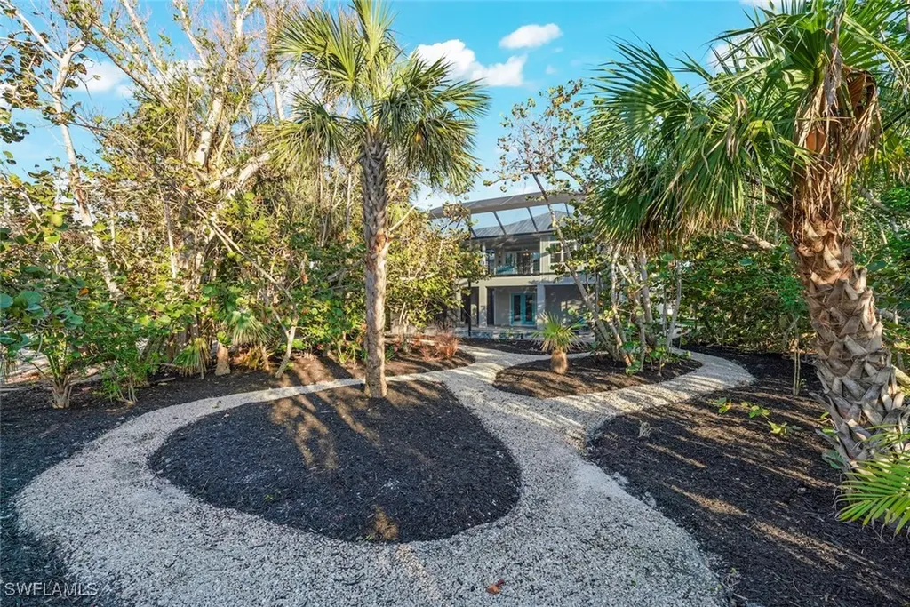 1817 Long Point Lane Sanibel FL 33957