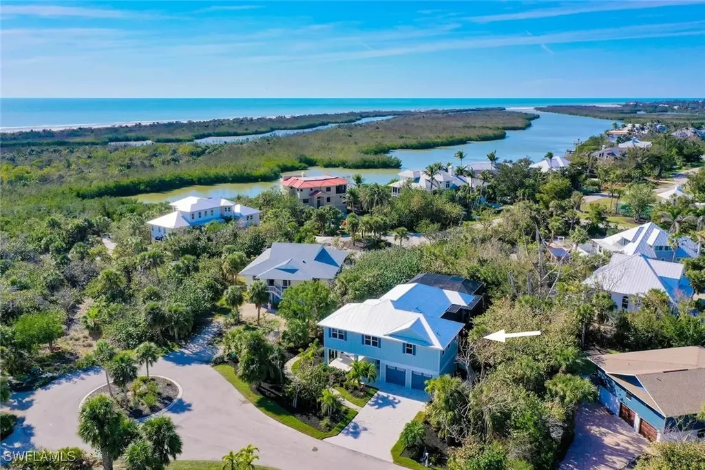 1817 Long Point Lane Sanibel FL 33957