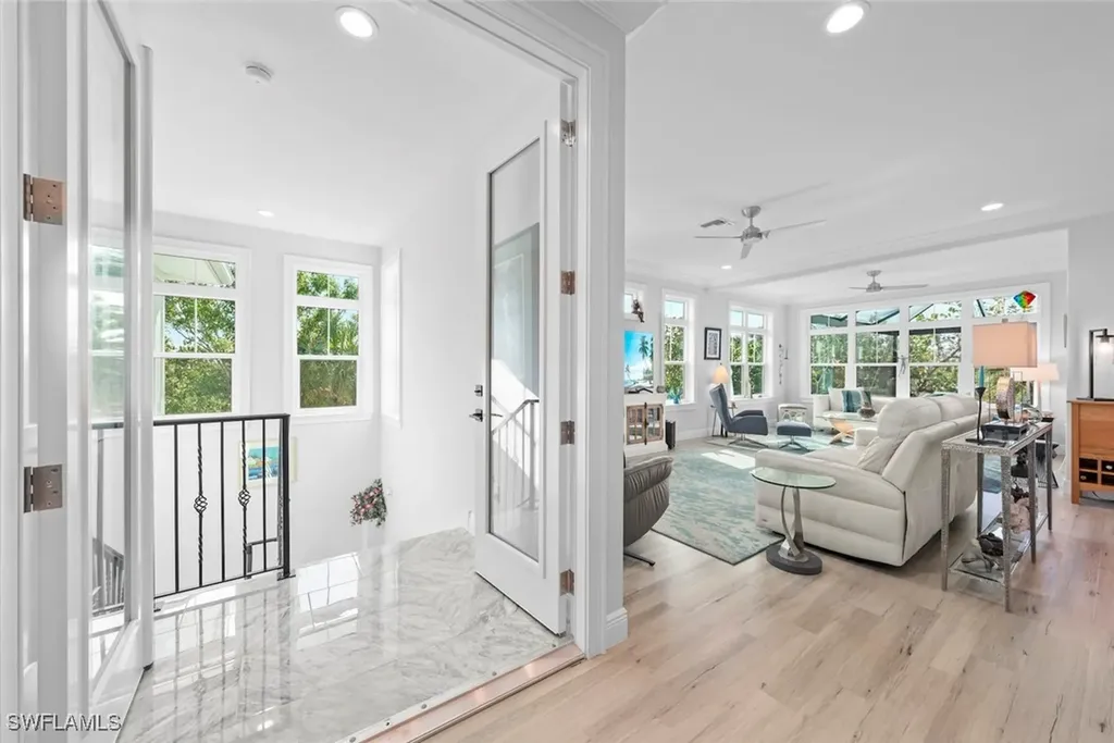 1817 Long Point Lane Sanibel FL 33957