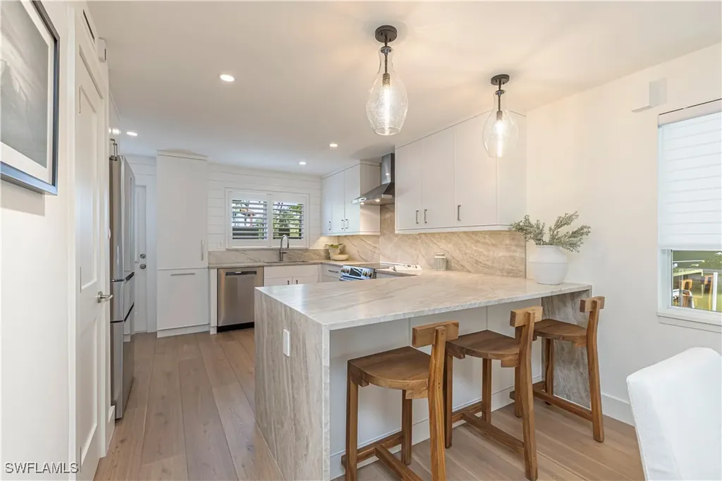 320 14th Avenue S Naples FL 34102